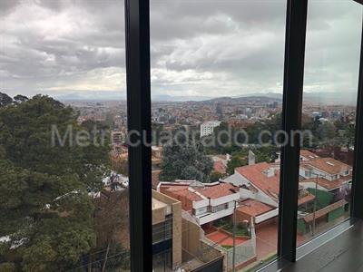 Apartamento de 3 alcobas en venta en Refugio Del Chico Alto, Bogotá, 341 m² · foto 7 de 18