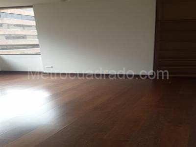 Apartamento de 3 alcobas en venta en Chico Nogal, Bogotá, 180 m² · foto 7 de 13