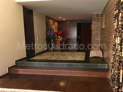 Apartamento de 3 alcobas en venta en Rosales Bella Vista, Bogotá, 199 m² · foto 8 de 15