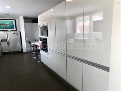 Apartamento de 3 alcobas en venta en Rosales Bella Vista, Bogotá, 199 m² · foto 10 de 15