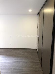 Apartamento en venta en Santa Barbara Central, Bogotá · foto 4 de 15