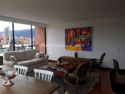Apartamento de 3 alcobas en venta en Chico San Patricio, Bogotá, 119 m² · foto 10 de 11