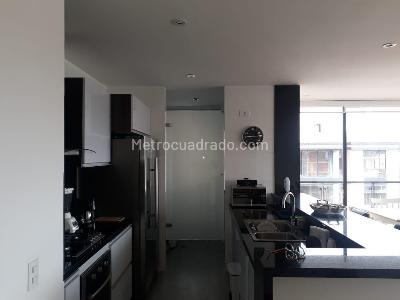 Apartamento de 3 alcobas en venta en Chico San Patricio, Bogotá, 119 m² · foto 9 de 11