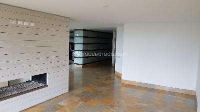 Apartamento de 3 alcobas en venta en Bosque Medina, Bogotá, 193 m² · foto 4 de 14