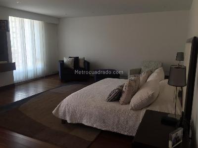 Apartamento de 4 alcobas en venta en Chico Museo, Bogotá, 490 m² · foto 14 de 20