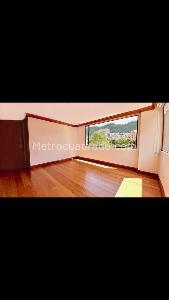 Apartamento de 4 alcobas en venta en Bogota| Sector La Cabrera, Bogotá, 316 m² · foto 8 de 14