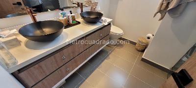 Apartamento de 4 alcobas en venta en La Carolina Country, Bogotá, 275 m² · foto 13 de 17