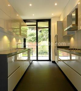 Apartamento de 3 alcobas en venta en Altos Del Retiro, Bogotá, 232 m² · foto 5 de 5