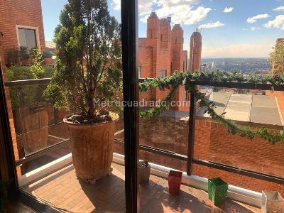 Apartamento de 3 alcobas en venta en Emaus Rosales, Bogotá, 155 m² · foto 11 de 15