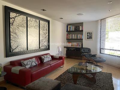 Apartamento de 3 alcobas en venta en Cabrera Chico, Bogotá, 234 m² · foto 3 de 18