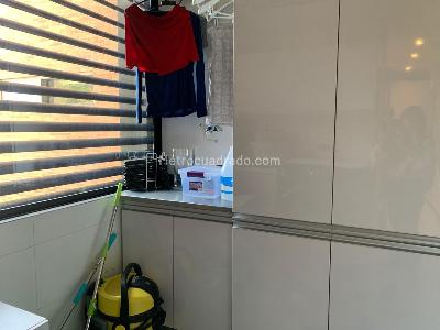 Apartamento de 3 alcobas en venta en Cabrera Chico, Bogotá, 234 m² · foto 8 de 18
