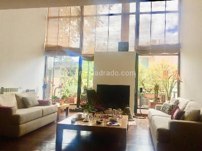 Apartamento de 3 alcobas en venta en Seminario Chico, Bogotá, 275 m² · foto 1 de 16