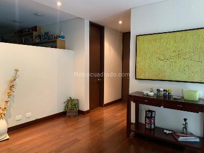 Apartamento de 4 alcobas en venta en Chico Reservado, Bogotá, 340 m² · foto 10 de 18