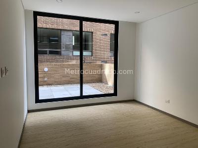 Apartamento de 2 alcobas en venta en Altos Del Retiro, Bogotá, 134 m² · foto 7 de 12