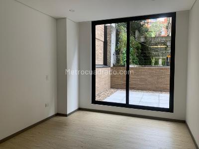 Apartamento de 2 alcobas en venta en Altos Del Retiro, Bogotá, 134 m² · foto 8 de 12
