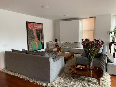 Apartamento de 4 alcobas en venta en La Cabrera, Bogotá, 300 m² · foto 2 de 20