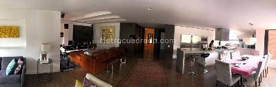 Apartamento de 3 alcobas en venta en Chico Reservado, Bogotá, 180 m² · foto 2 de 13