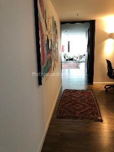 Apartamento de 3 alcobas en venta en Chico Reservado, Bogotá, 180 m² · foto 4 de 13