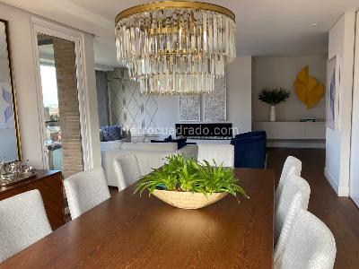 Apartamento de 3 alcobas en venta en Chico Reservado, Bogotá, 268 m² · foto 6 de 9
