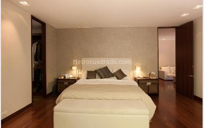 Apartamento de 3 alcobas en venta en Chico Reservado, Bogotá, 300 m² · foto 12 de 19