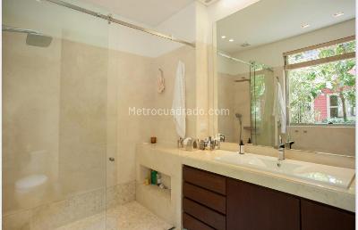 Apartamento de 3 alcobas en venta en Chico Reservado, Bogotá, 300 m² · foto 14 de 19