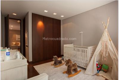 Apartamento de 3 alcobas en venta en Chico Reservado, Bogotá, 300 m² · foto 15 de 19