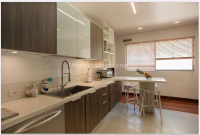 Apartamento de 3 alcobas en venta en Chico Reservado, Bogotá, 300 m² · foto 19 de 19