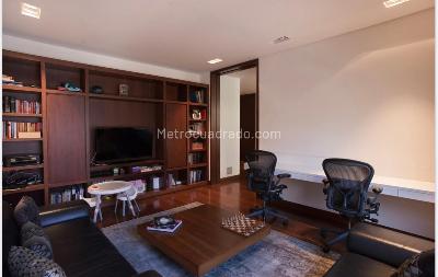 Apartamento de 3 alcobas en venta en Chico Reservado, Bogotá, 300 m² · foto 8 de 19