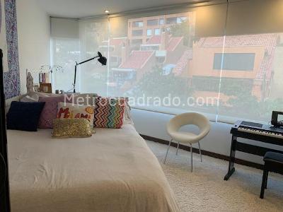 Apartamento de 3 alcobas en venta en Altos Del Retiro, Bogotá, 312 m² · foto 15 de 20