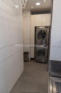 Apartamento de 3 alcobas en venta en Chico Nogal, Bogotá, 240 m² · foto 8 de 20