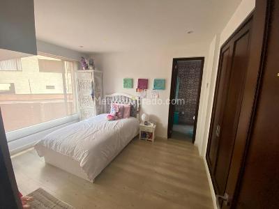 Apartamento de 3 alcobas en venta en Chico Nogal, Bogotá, 265 m² · foto 11 de 14