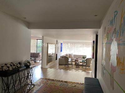 Apartamento de 3 alcobas en venta en Chico Nogal, Bogotá, 265 m² · foto 3 de 14