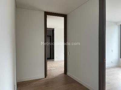 Apartamento en venta en Chico, Bogotá · foto 4 de 11