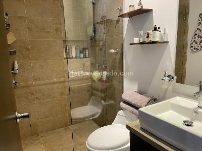 Apartamento de 3 alcobas en venta en Chico Santa Barbara, Bogotá, 190 m² · foto 16 de 17