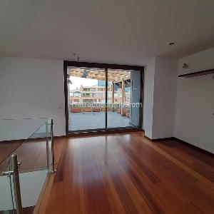 Apartamento de 4 alcobas en venta en Chico Reservado, Bogotá, 340 m² · foto 3 de 9