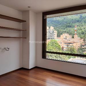 Apartamento de 4 alcobas en venta en Chico Reservado, Bogotá, 340 m² · foto 9 de 9