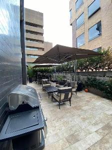 Apartamento de 3 alcobas en venta en Rosales Bella Vista, Bogotá, 208 m² · foto 2 de 20
