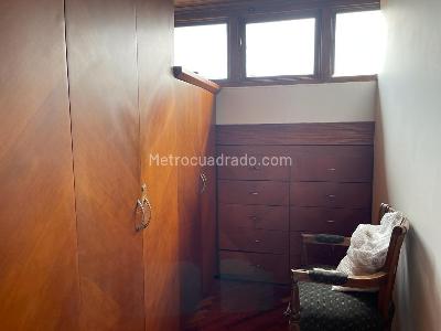 Casa de 3 alcobas en venta en Santa Coloma, Bogotá, 220 m² · foto 11 de 20