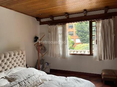 Casa de 3 alcobas en venta en Santa Coloma, Bogotá, 220 m² · foto 16 de 20
