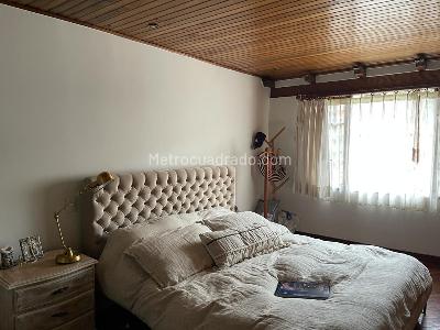 Casa de 3 alcobas en venta en Santa Coloma, Bogotá, 220 m² · foto 8 de 20