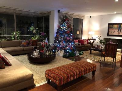 Apartamento de 3 alcobas en venta en Chico Reservado, Bogotá, 245 m² · foto 7 de 13