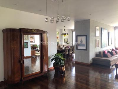 Apartamento de 3 alcobas en venta en Chico Reservado, Bogotá, 245 m² · foto 9 de 13