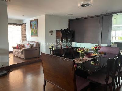 Apartamento de 4 alcobas en venta en Rosales Bella Vista, Bogotá, 400 m² · foto 2 de 19
