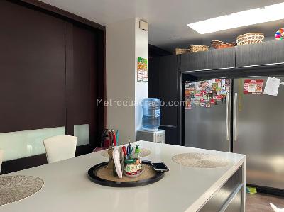 Apartamento de 4 alcobas en venta en Rosales Bella Vista, Bogotá, 400 m² · foto 9 de 19
