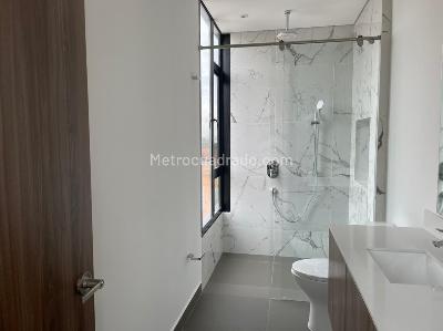 Apartamento de 3 alcobas en venta en Chico, Bogotá, 164 m² · foto 10 de 11