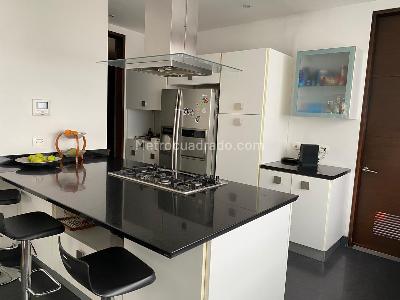 Apartamento en arriendo en Chico Museo, Bogotá · foto 5 de 15