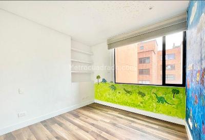 Apartamento de 3 alcobas en venta en Chico, Bogotá, 176 m² · foto 13 de 19