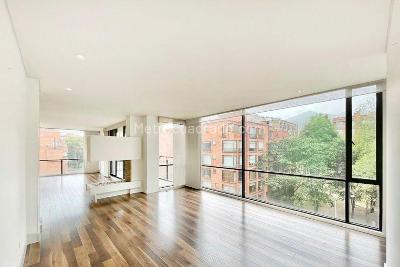 Apartamento de 3 alcobas en venta en Chico, Bogotá, 176 m² · foto 4 de 19
