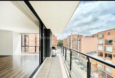 Apartamento de 3 alcobas en venta en Chico, Bogotá, 176 m² · foto 7 de 19