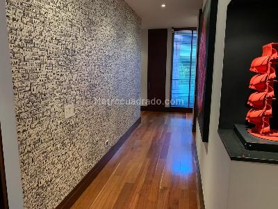 Apartamento de 3 alcobas en venta en Chico Reservado, Bogotá, 266 m² · foto 10 de 20